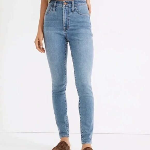Madewell Denim - Madewell Curvy Roadtripper High Rise Conroe Wash Authentic Jeans Size 30